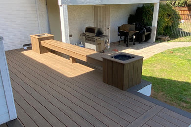 Trex toasted sand deck with coastal bluff accent.