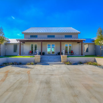 Modern Farm House
