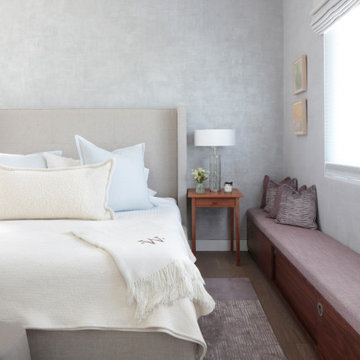 Southampton Modern Farmhouse: Bedroom