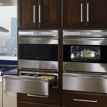 Wolf E Series 30" Single Electric Wall Oven, Stainless Steel | SO30TESTH