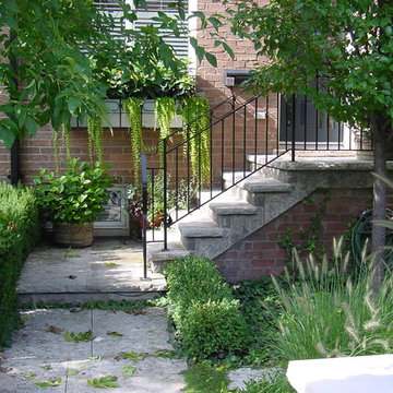 Summerhill Iron Fence Front Yard