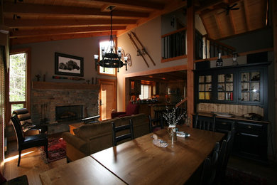 Mountain style living room photo in Vancouver