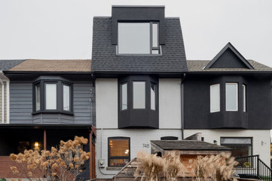 Contemporary exterior home idea in Toronto
