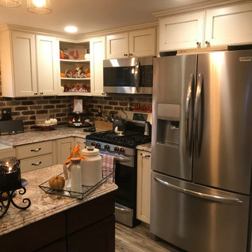 Cozy Farmhouse Kitchen