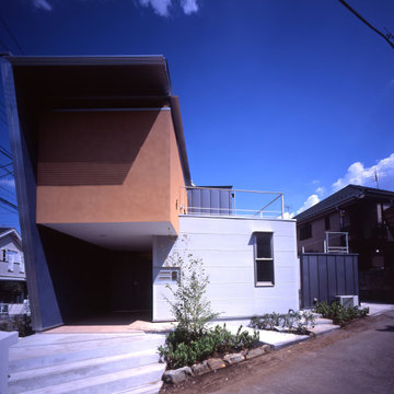 HOUSE IN INOGASHIRA