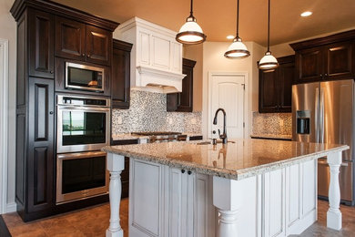 Kitchen photo in Salt Lake City