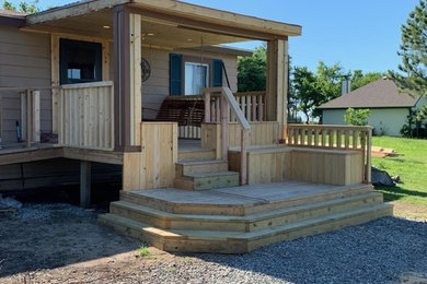 Mountain style porch idea in Dallas