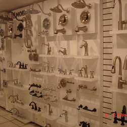 Showroom - Bathroom Sink Faucets