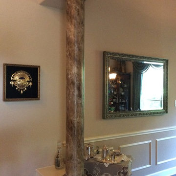 Faux Marbled Columns