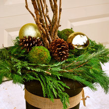 pots porch deco