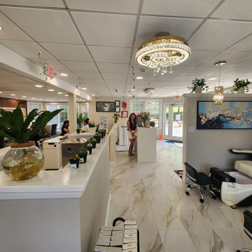 Colorful Nails Salon