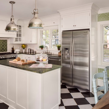 Traditional Kitchen Whitefish Bay