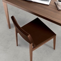 Lyl Chair - Dining Chairs