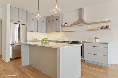 Example of a kitchen design in Chicago