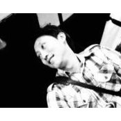 Chong Ang's photo