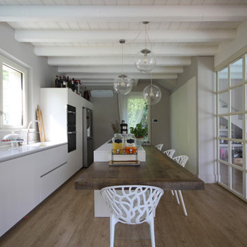 VILLA DEBORA INTERNI