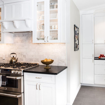 Transitional Farmhouse Kitchen