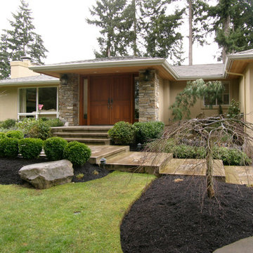 Mid-Century Rambler Exterior Entry Remodel