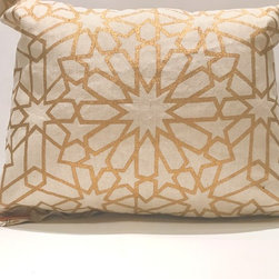 Tablerunners and Cushions - Products