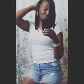 Chanel Holmes's photo