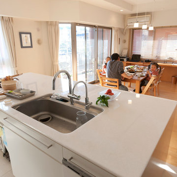 Home Kitchens/11 HB House