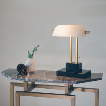 THE BANKER Desk Lamp - Moonlight