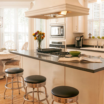 Gourmet Kitchen