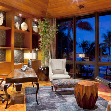 Tropical Home Office