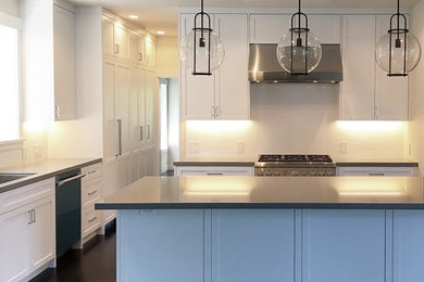 Kitchen photo in San Francisco