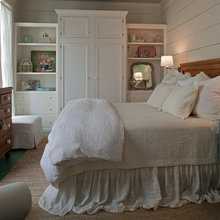 Maggie bedroom builtin