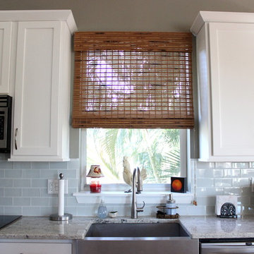 Open and Airy Kitchen in Palm Harbor