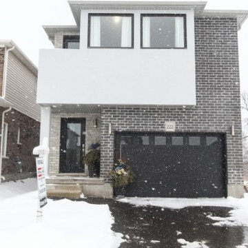 Current Model Home - 222 Moorlands Cres