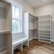 Bedroom 4 Closet