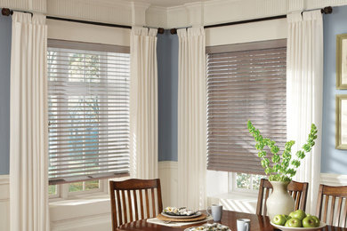 Inspiration for a timeless dining room remodel in Cleveland