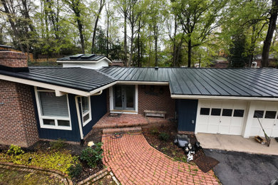 Farmhouse exterior home photo in DC Metro