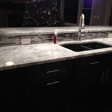 Eden Mosaic Tile Installations: Random Mix Steel - Glass II Tile