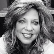 Kelly Weeks's photo