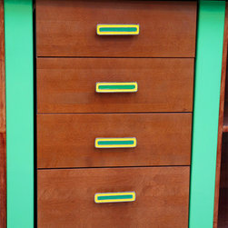 Green Breakfast Bar - Kitchen Islands And Kitchen Carts