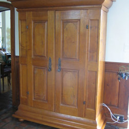 armoire en merisier d'&eacute;poque renaissance - Armoire et Dressing