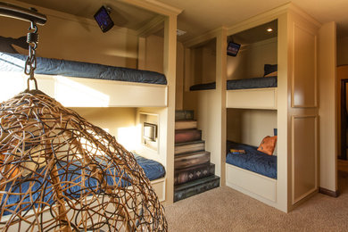 Example of a classic kids' room design in Omaha