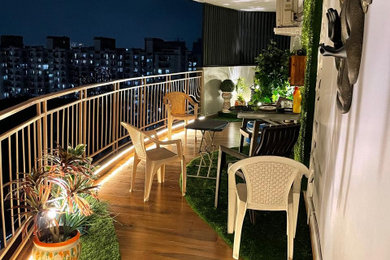 Mahagun Moderne Balcony