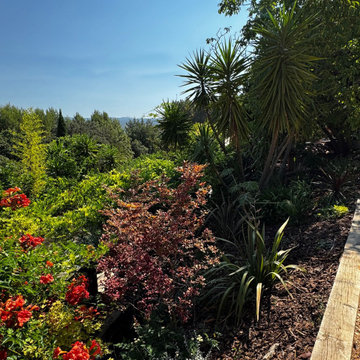 Un jardin aux multiples ambiances au Castellet