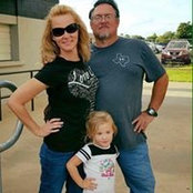 Amy Holcomb's photo