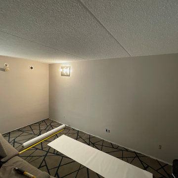 Wallpaper repair & installation in Bellevue Hotel