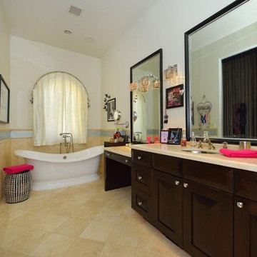 Bathrooms by Argue Custom Homes