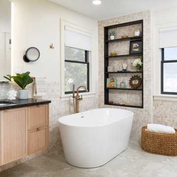 Gallery House: Bathroom 1