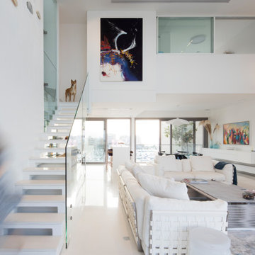 Contemporary rooftop residence