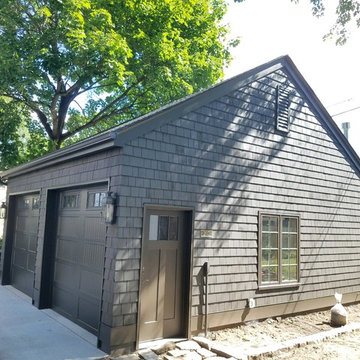 Detached Garage