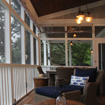 Vintage cottage on the lake
