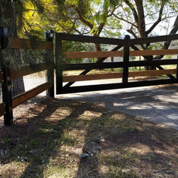 Blueberry - Home Fencing And Gates